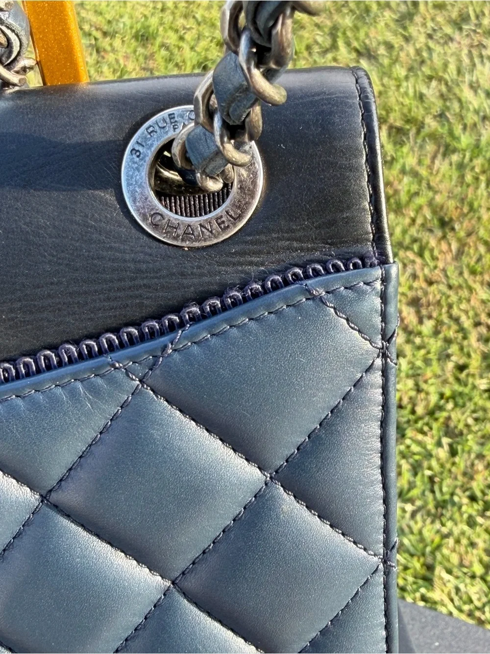 CHANEL Black Quilted Leather Crossbody Bag with Chain Strap